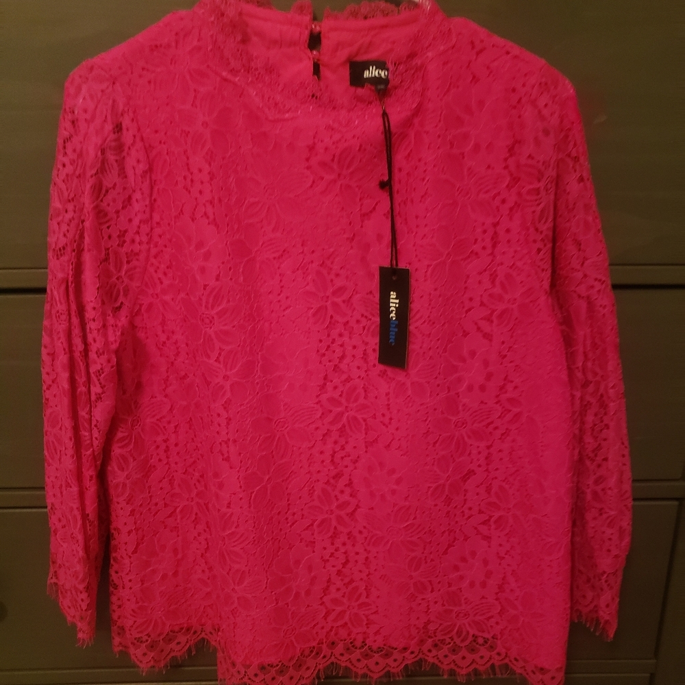 BRAND NEW! Beautiful Pink lace Blouse